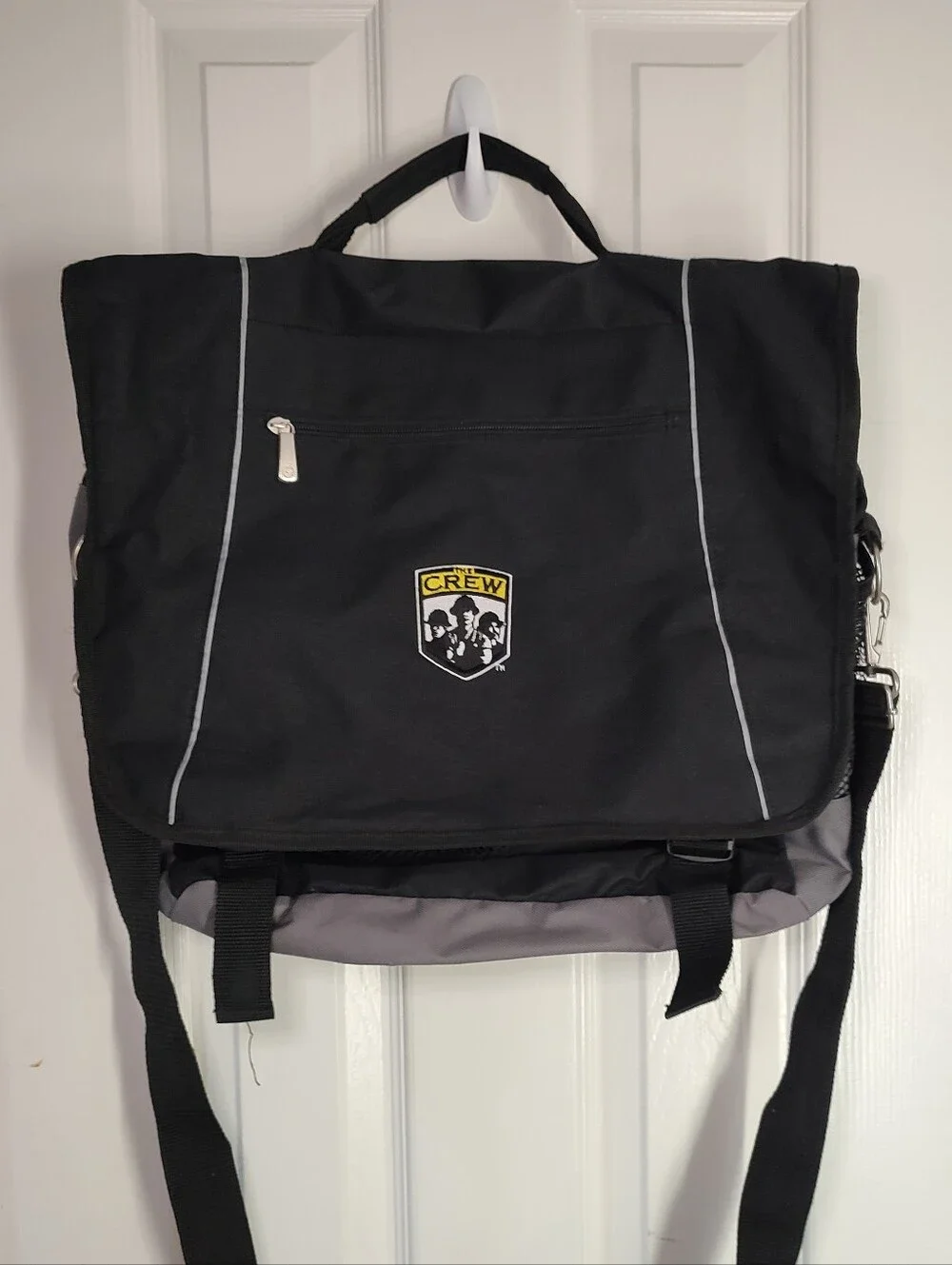 The Crew Movie Cast Wrap Gift Messenger Bag Black Organizer Flawed